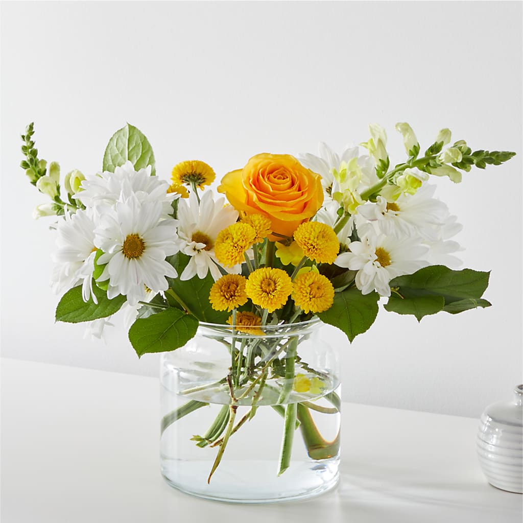 Sun Salutation Bouquet – Lupita Flowers, Novato CA