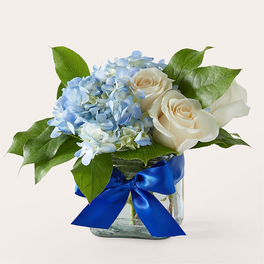 Sky Blue Delight Bouquet – Lupita Flowers, Novato CA