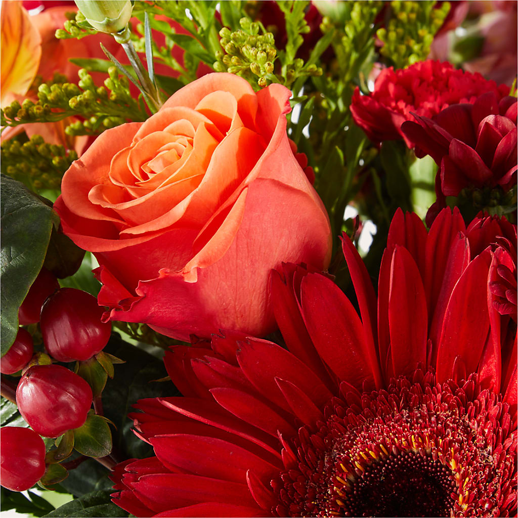 Sweater Season - A Florist Original – Lupita Flowers, Novato CA