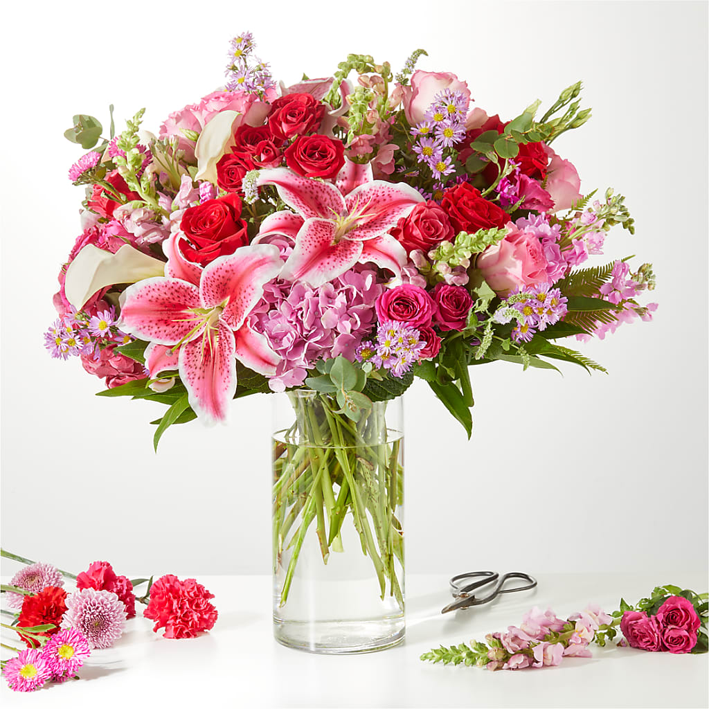 Swooning Over You - A Luxury Florist Original – Lupita Flowers, Novato CA
