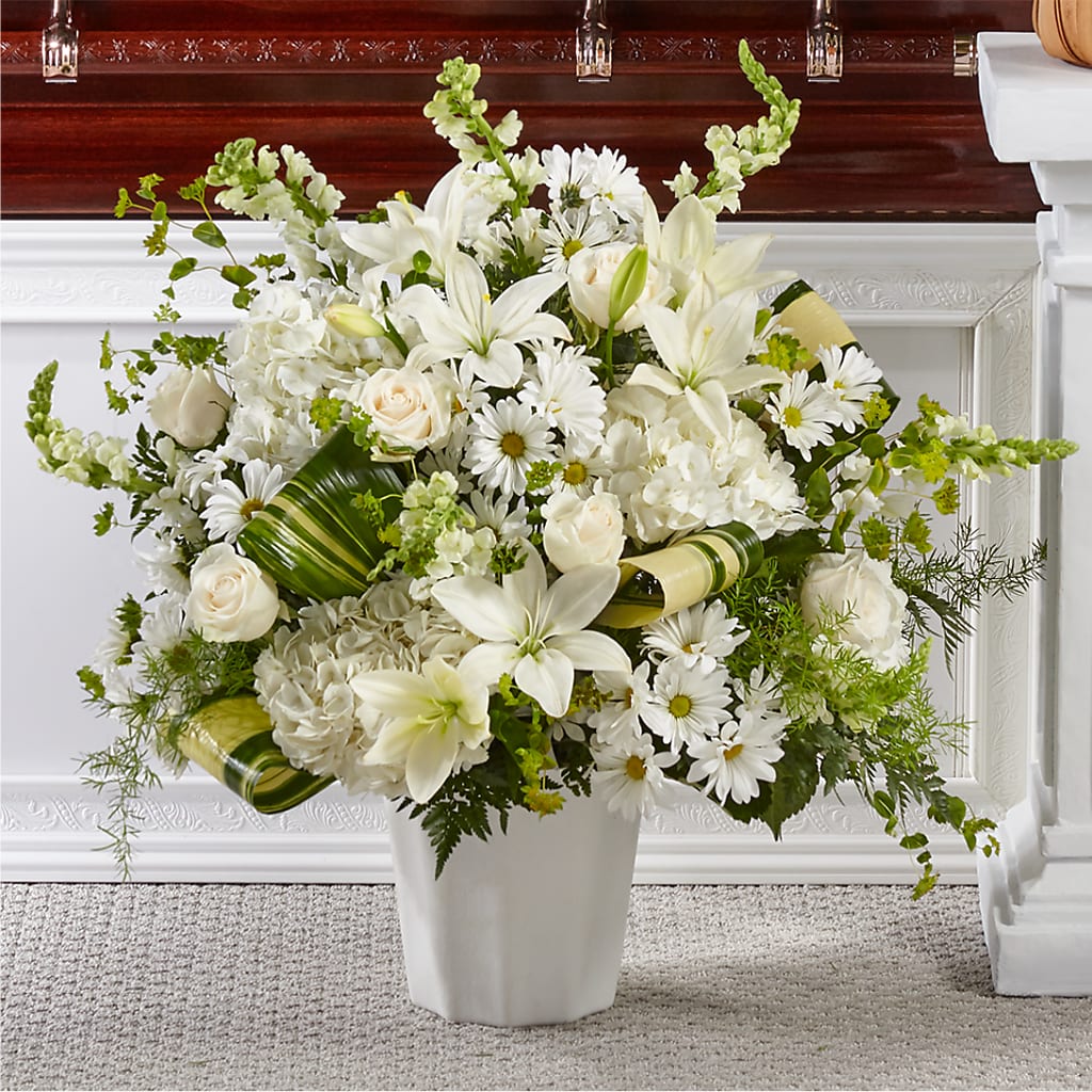 Thoughts of Tranquility Floor Basket – Lupita Flowers, Novato CA