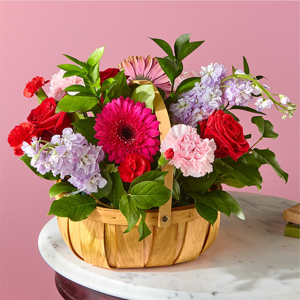 Pink Picnic Basket – Lupita Flowers, Novato CA