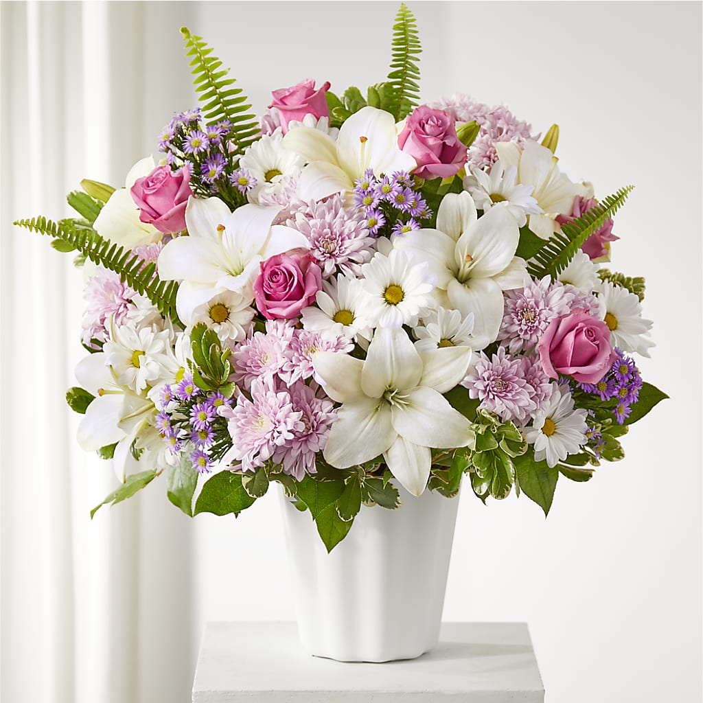 Warmest Thoughts Tabletop Basket – Lupita Flowers, Novato CA