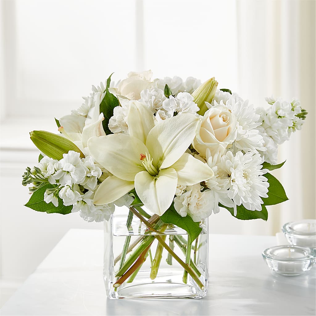Gentle Breeze Bouquet – Lupita Flowers, Novato CA