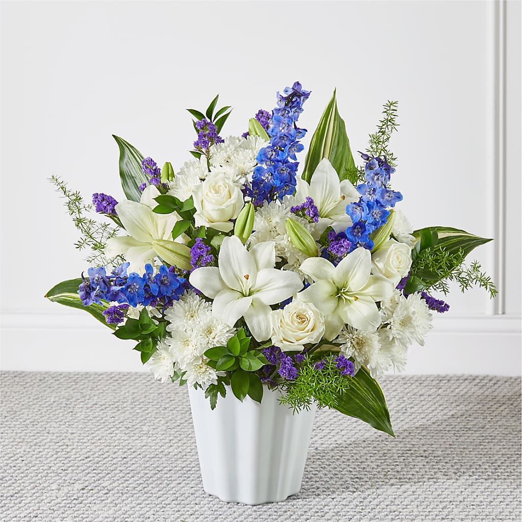 Take Comfort Floor Basket – Lupita Flowers, Novato CA