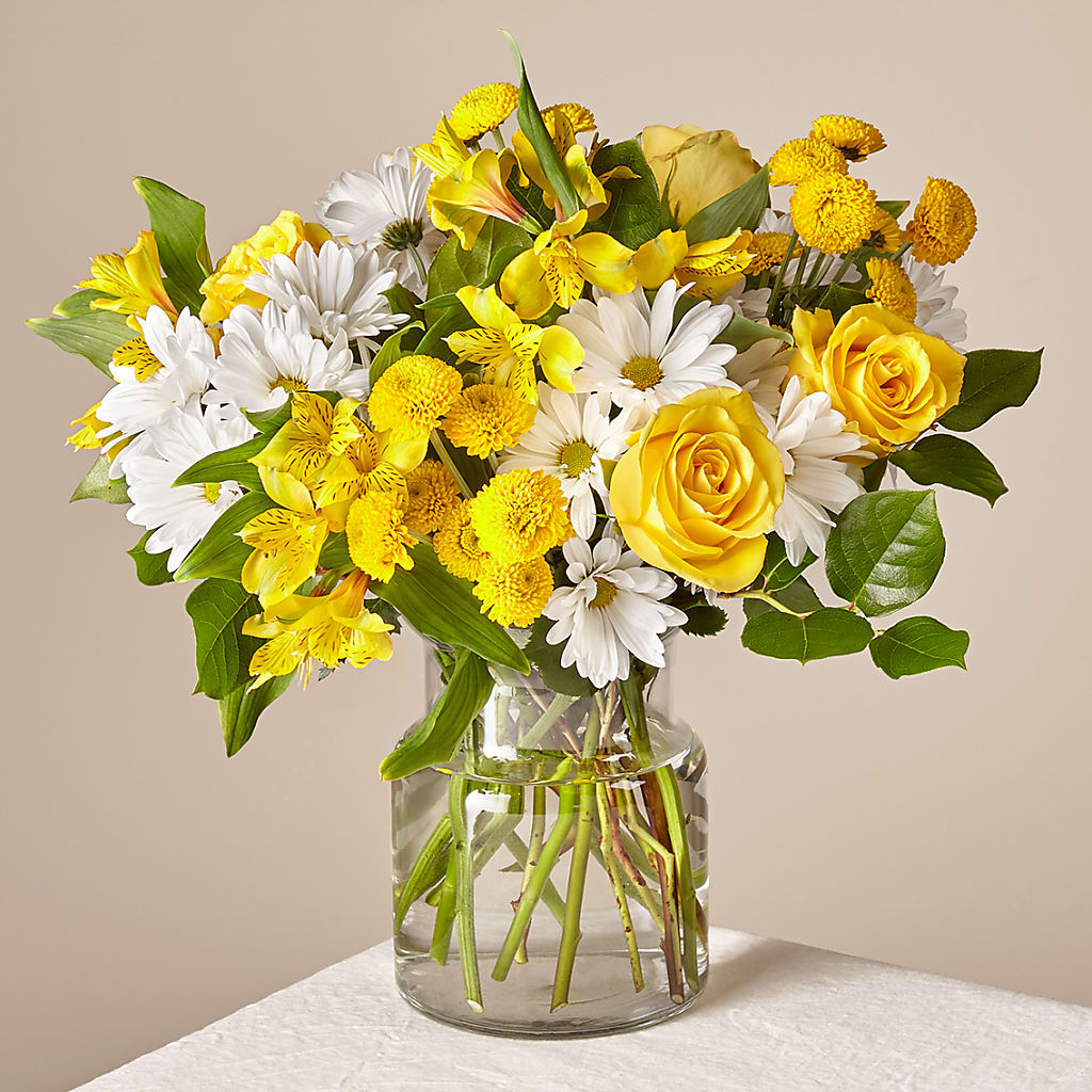 Sunny Sentiments Bouquet – Lupita Flowers, Novato CA