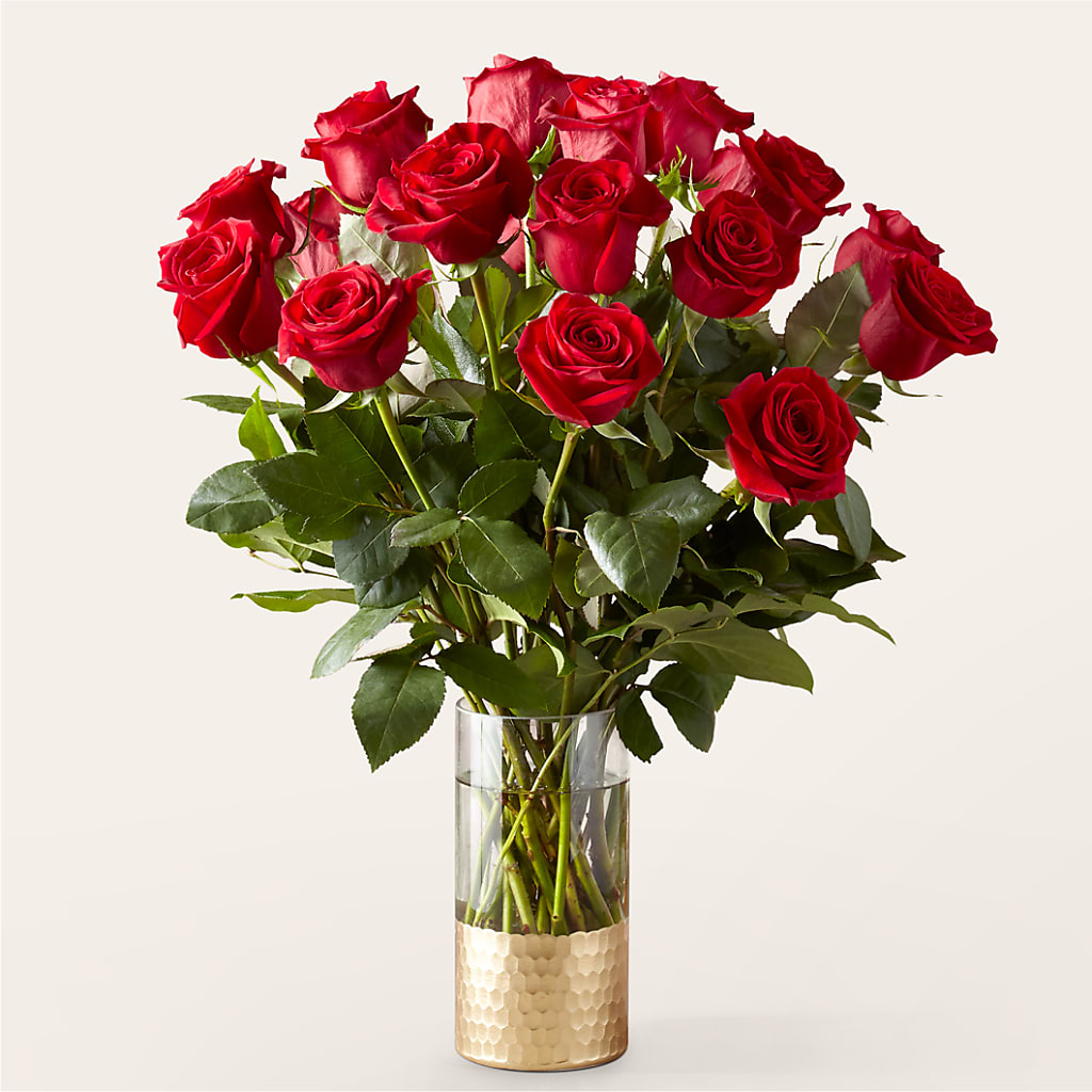 Classic Love Red Rose Bouquet – Lupita Flowers, Novato CA