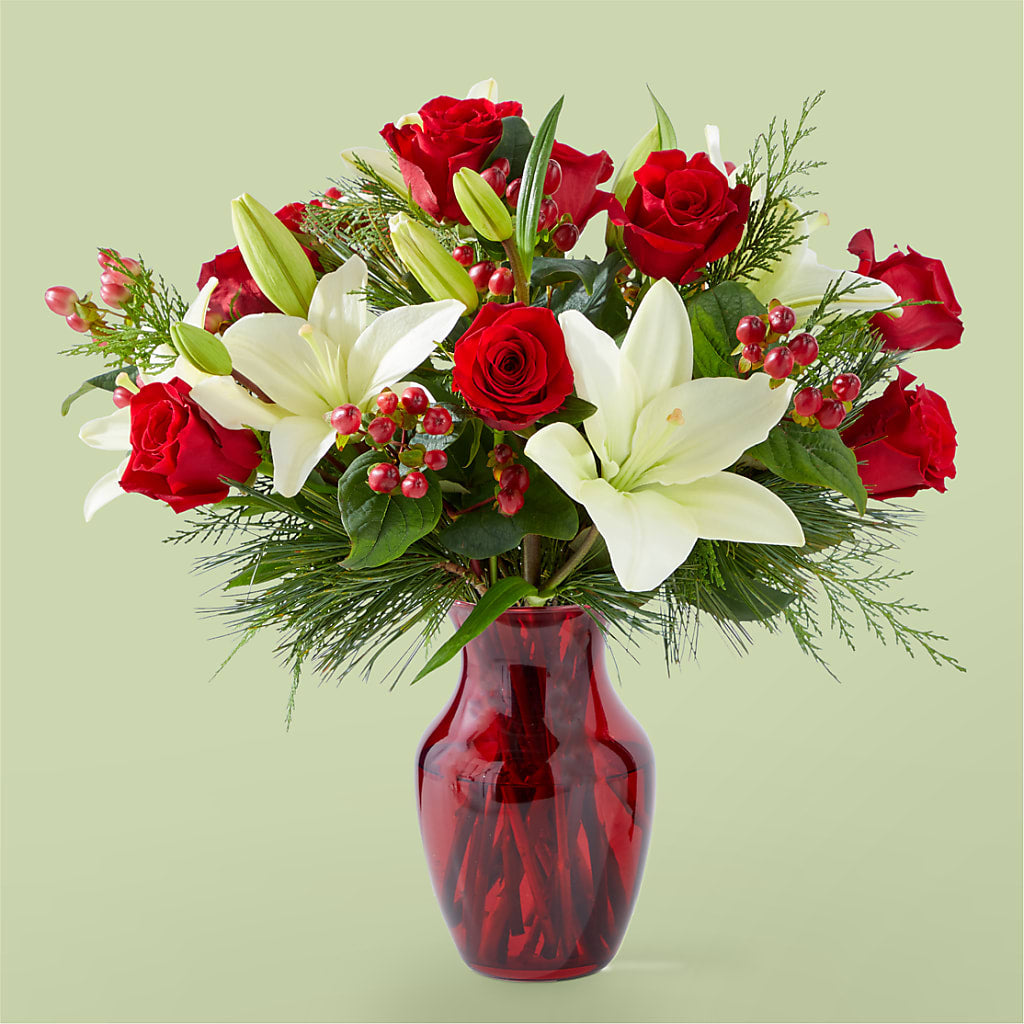 Evergreen Delight Bouquet – Lupita Flowers, Novato CA