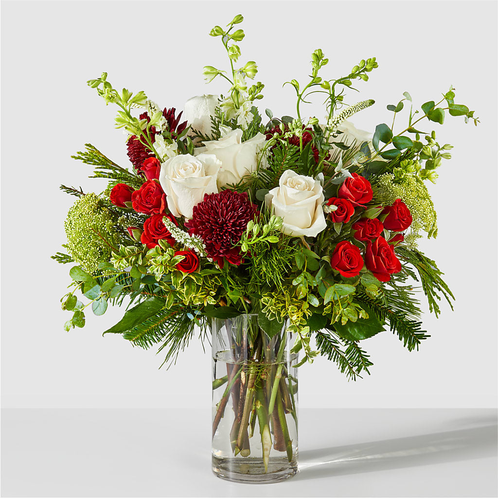 Favorite Traditions Bouquet – Lupita Flowers, Novato CA