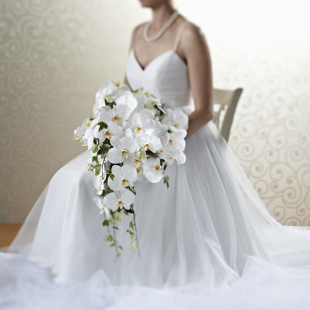 Classic White Bouquet – Lupita Flowers, Novato CA