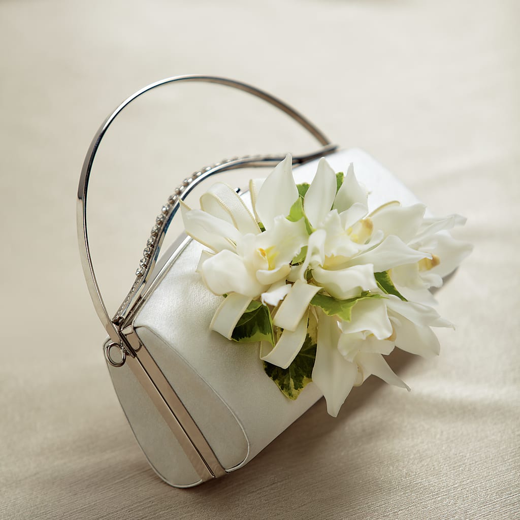 White Purse Decor – Lupita Flowers, Novato CA