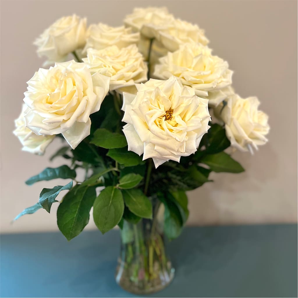 Long Stem Yellow Rose Bouquet –  Lupita Flowers, Novato CA