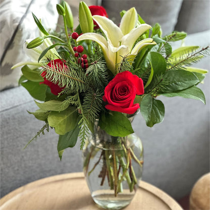 Sparkling Snowflakes Bouquet –  Lupita Flowers, Novato CA