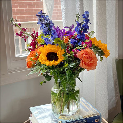 Rays of Life Bouquet –  Lupita Flowers, Novato CA