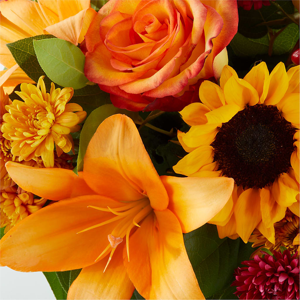 Grateful Centerpiece –  Lupita Flowers, Novato CA