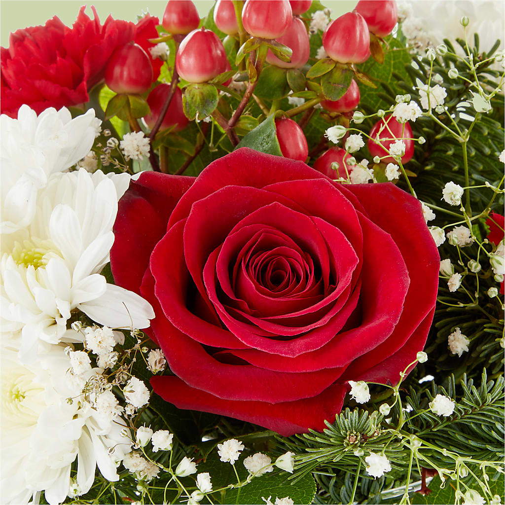 Chance of Flurries Bouquet –  Lupita Flowers, Novato CA
