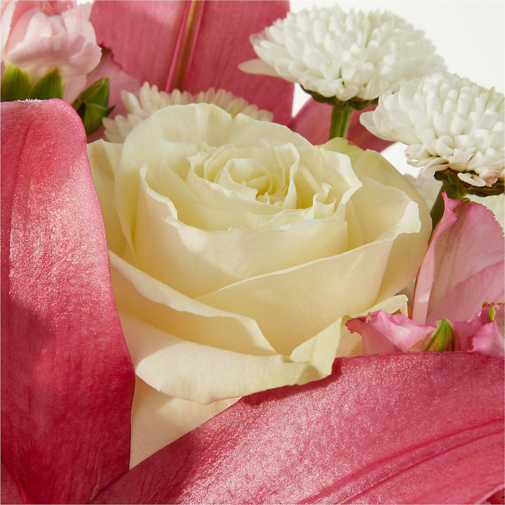 Piece of Cake Bouquet –  Lupita Flowers, Novato CA