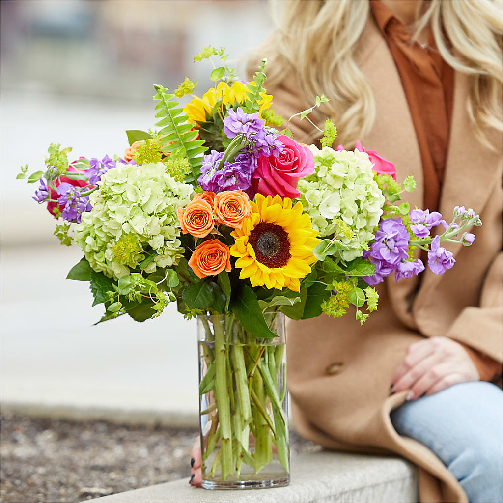 Vibrant Greetings Bouquet –  Lupita Flowers, Novato CA