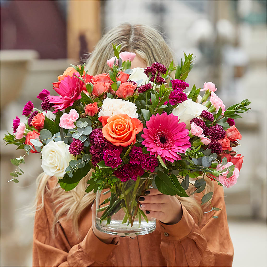 Smell the Roses Bouquet –  Lupita Flowers, Novato CA
